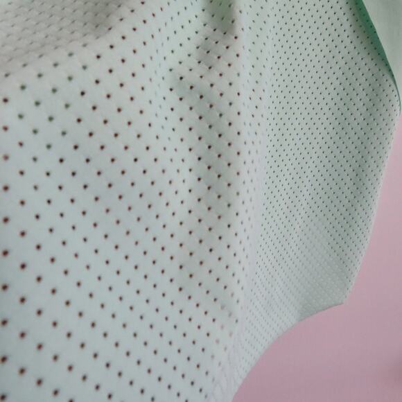 Ivivva Kids Sz 10 Light Green Tank Mesh Back Sleeveless Laser Cut Athletic Wear - Picture 3 of 6